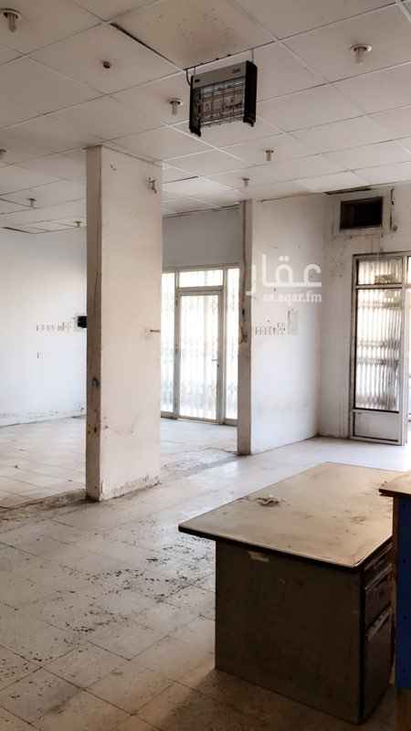1567541 يوجد محلين للايجار
نرغب في استاجرها تموينات