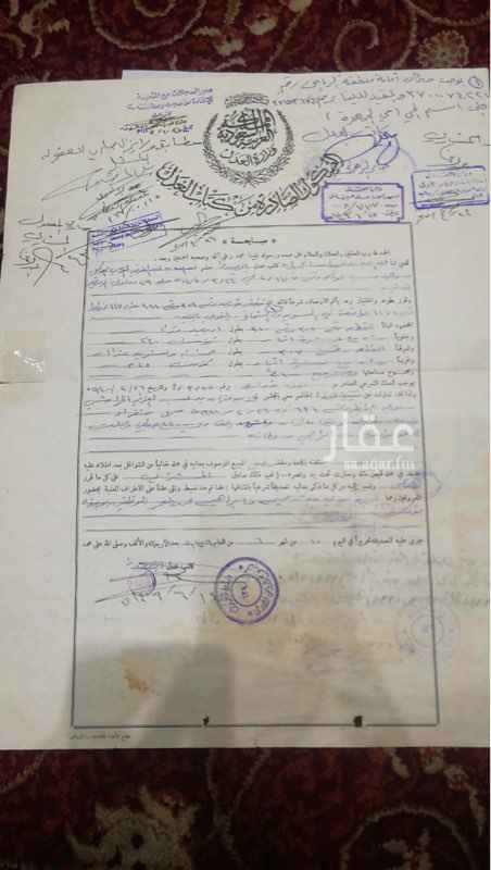 1491064 الدور الأول
فيه مجلس رجال ومقلط وملحق وصاله
مجلس نسا، وغرفتين نوم ومطبخ وثلاث دوات مياه
الدور الثاني
ثمان غرف وأربع دورات مياه ومطبخ وصاله
السطح غرفه وحمام
والملاحق غرفت سواق مع حمام
وغرفتين دورتين مياه وغرفة غسيل وممطبخ
الارض مجزاه الي قسمين (٥٠٠)م لكل جزاء
السعر قابل لتفاوض
