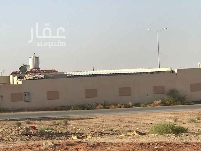 1743156 استراحة سكنى مساحة 1205 متر
شارعين شرقى جنوبى