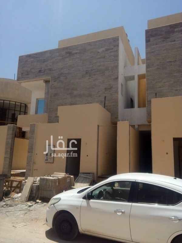 1690025 رقم 4 للبيع فيلا فاخره مودرن درج بالصالة و شقه دورين حى العارض دبلكس
المساحه 310.5م
الشارع 15م شمالي
السعر مليون وأربعمائة ألف ريال
مدخل سيارة و غرفه سائق ومجلس و مقلط وصاله ومطبخ خلفى
الدور الاول 4غرف نوم وصاله و 3 دورات مياه
الدور العلوى غرفه خادمه و السطح
الشقه مجلس وصاله ومطبخ و غرفتين نوم و دورتين مياه