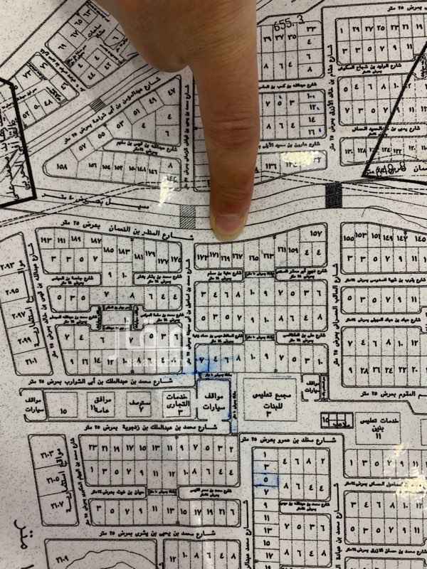 1582167 على واجهتين واجهة شمالية ومواقف خلفية