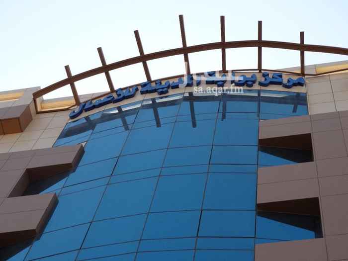 843476 مبنى تجاري اداري على الدائري الثاني مرقع تجاري مميز مداخل فخمه تكييف اسبلت دكت اناره انذار حريق دورات مياه واوفيس مستقل مرخص مكاتب يصلح عياده او مكتب هندسي او تجاري او محاماه او حج وعمره وسياحه مقاولات مرونه في المساحات الى ٥٦٠ متر الدور ادوار علويه