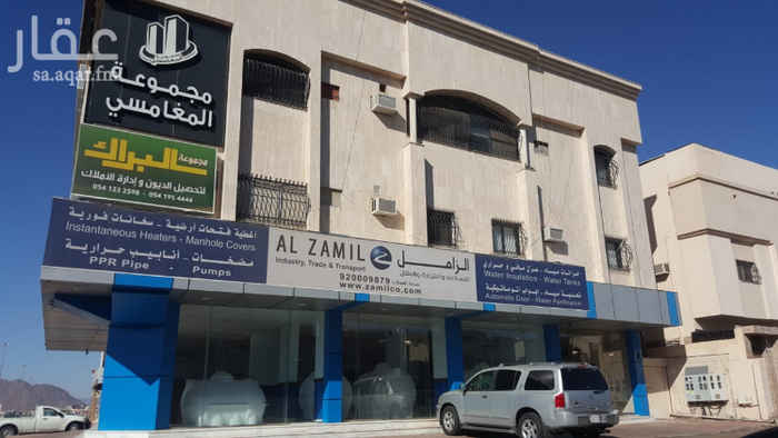 1650159 معرض على الدائري الثاني للإيجار
يتوفر قبو يمكن استخدامه كخدمات
التواصل على
0505306340