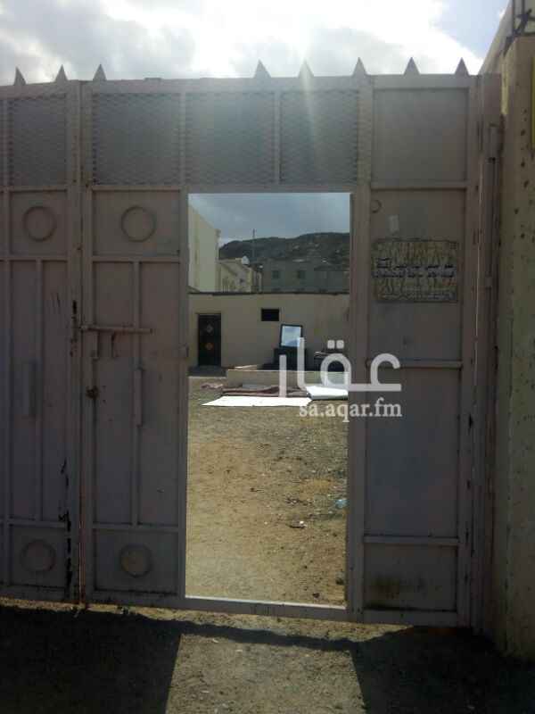 1270418 استراحه بمخطط السلام للعزاب 450ريال
بشهر 8دقائق للحرم بجوار جامعة طيبه
تصلح لشركات والمؤسسات