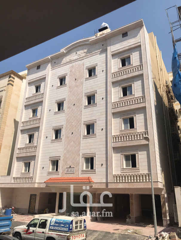 1754060 شقق دولكس جديد لم تسكن قبل مكونه من ٤ غرف + صاله+ ٣ حمامات +غرفة شغاله بحمام خاص + مطبخ جاهز + ٧ مكيفات أسبلت + غاز مركزي