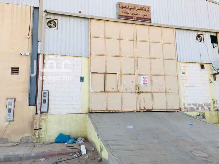 1611014 السلام عليكم
ورشة للأجار موجوده جميع اوراقه من بلدية وإتمام شهادة بناء
الاجار ب ٤٤ الف وشكرآ