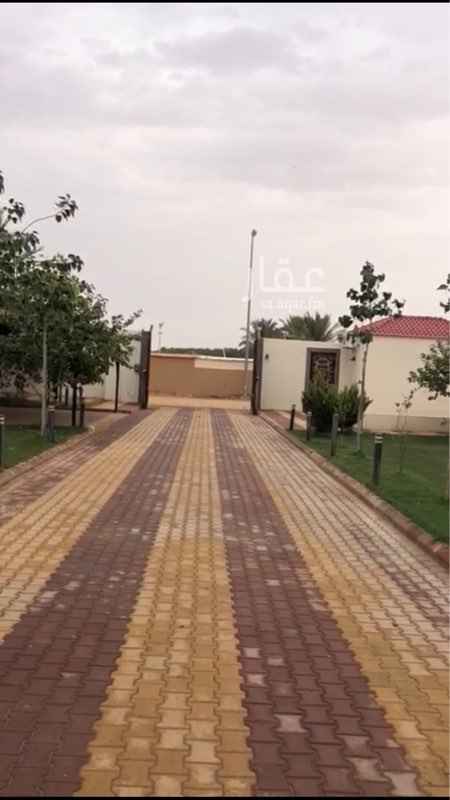 1560361 مزرعة للبيع (استراحة) مملوكة بصك شرعي داخل مدينة البدائع، كهرباء هاتف.
المساحة ١٠٢٤٥ عشرة آلاف ومائتان وخمس وأربعون
الموقع مدينة البدائع مخطط المنتزة الزراعي.
رأس بلك جنوبي ١٢م بطول ٧٣ متر شرقي ٢٠م بطول ١٢٠ متر شمالي ١٥م بطول ٧٥ متر.
عداد كهرباء عدد ٢.
بير عمق ٩٠ م.
سور بارتفاع ٤ متر ، ميدة ، أعمدة خرسانية، ديكور ، بوية.
بوابات عدد ٣ واحدة منها أوتوماتيك أذرعة.
كشافات عالية الإنارة والجودة.
ملاحق صبات خرسانية وديكورات مغربية فاخرة بمسطحات قرابة ٤٠٠ م. بعوازل مائية وحرارية، عدد الغرف وال