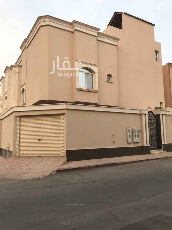 1585383 2 غرفة نوم + مجلس + صالة + مطبخ + مستودع صغير + 4 دورات مياه + مدخل سيارة + مدخلين من الشارع شمالي وغربي