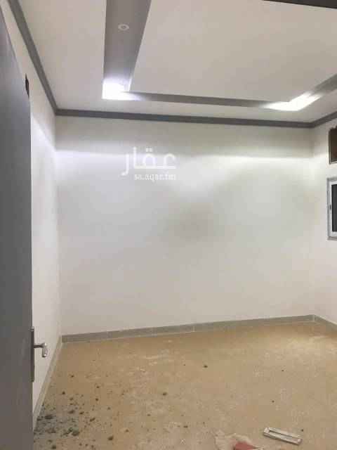 1703193 عدد ٢١ شقه تتراوح عدد الغرف في كل شقه مابين ٣ و٥ غرف بالاضفه لسطح ٣٠٠متر وجميع الشقق ديكور جبس كامل ومؤسس لتركيب مكيفات سبلت او شباك والاناره LED وخزان وعداد ماء خاص للشقق بالاضافه لعدادات الكهرب
عدد الغرف اجمالاً ١٠٠
عدد دورات المياه ١٠٠
عدد المطابخ ٢١