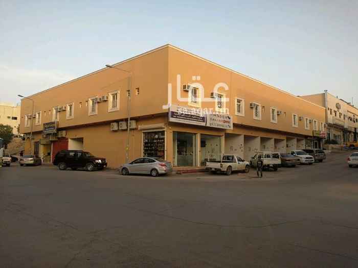 989980 تتميز بموقعها الحيوي وسط مدينة الرياض بمنطقة الأسواق المركزيه و المدارس و المصالح الحكوميه ووسائل النقل ..
تحتوي الشقق على 3 أو 2 غرفه + صاله + مطبخ + 3 أو 2 حمام .. تم إنشاءها وتشطيبها بمواد راقيه .. مجهزه بمطابخ ومكيفات سبيلت .. كل شقه بإعداد كهرباء مستقل .. عدد 2 خزان ماء ارض .. بئر ارتوازي ..