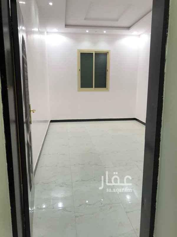 1703369 شقة للإيجار في المونسيه
الشقة جديدة دور أرضي
مكتب سعد للعقارات