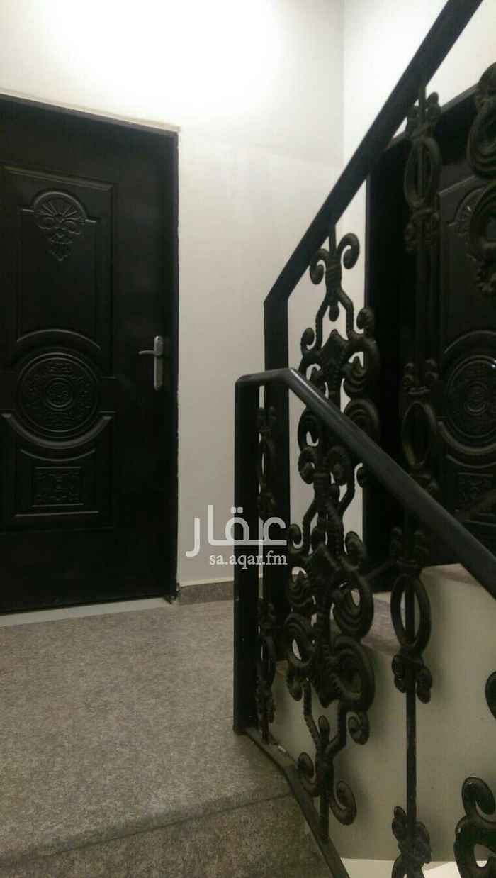 1541238 الشقه جديده لها مدخلين
مجلس مع دورة مياه مستقل
غرفة نوم ماستر بدورة مياة مستقله
غرفتين نوم
صاله
مطبخ راكب
تشطيب لوكس اجباص مع انوار لد
الشقه يوجد عليها عقد رش مبيدات حشريه لمدة سنه...
راكب علي خزان المياه جهاز ازالة عسر الماء وجهاز فلاتر مياه مركزيه امريكي هار مسكو