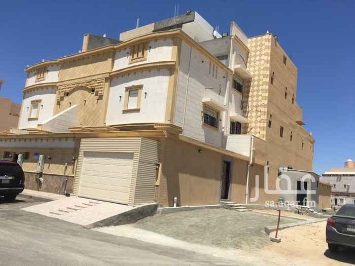 1506617 بسم الله نبدأ بعد التحيةللجميع فيلافرصة للبيع موقع مميزفي حي الشراع
مكونةالدورالارضي مجلس رجال+حمام
مجلس حريم +حمام
مطبخ صالةمدخل جانبي
الدور الاول
غرفةنوم ماستر رئيسيةكبيرة٧في٥بحمام خاص+غرفتين+٢حمامات اخرى+صالة
الملحق غرفتين بحمام+غرفة شغالةبحمام+غرفةغسيل ملابس+سطحين
مساحة٢٠٠مترعلى واجهتين شارع ٢٥+حديقةمدخل مباشرمن شارع الامير نايف يوجدمصعدراكب شغل على مستوى ضمانات مابعد البيع السعرمليون و٣٠٠الف
قريبةمن مسجدوحدايق والمدارس ومطاعم المخطط معروف ومميزوغني عن التعريف للتواصل0505494581