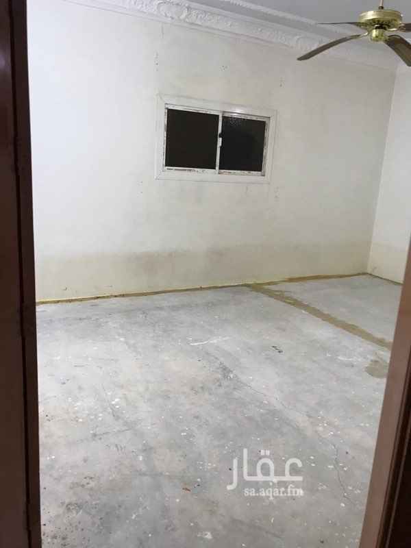 1632718 للايجار دور علوي بحي التعليم قريب من جامع عمر الخطاب
٣غرف +مجلس رجال وصاله سداسيه