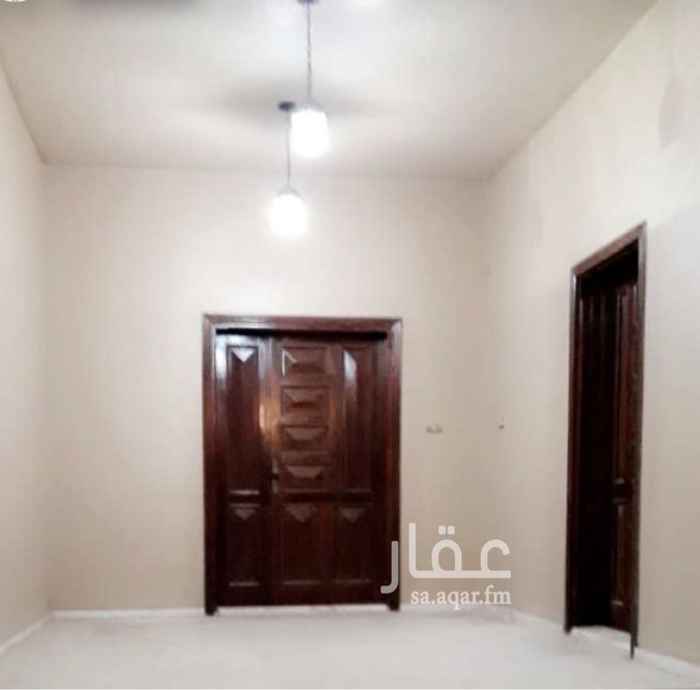 1246738 فيلا دور أرضي للإيجار موقع مميز قريب من طريق المدينة وشارع الأمير سلطان مع حوش خارجي وغرفة سائق مع إمكانية إضافة غرفة خادمة عند الطلب
الفيلا مجددة بالكامل وتم عمل صيانة شاملة