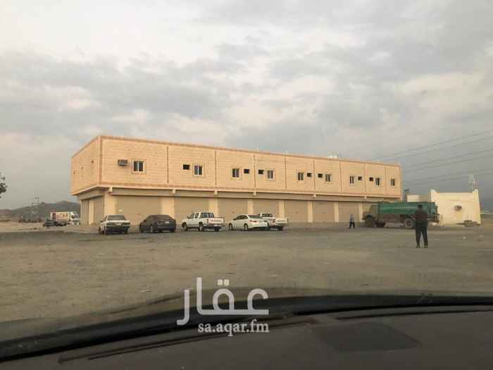 1320480 للايجار محلات تجارية في خط الخواجات المساحات 5×4 و 4×4 يوجد محلات مفتوحه على بعض و يوجد محلات مستقله مطلوب 22000 الف ريال يمكن الايجار بالمحلات او بالمحل