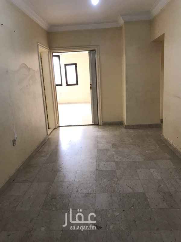 1149768 شقه مكتبيه او سكنيه عددها ٦ غرف