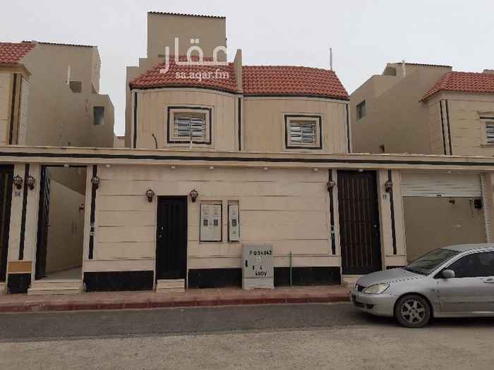 1504240 للبيع فله دور دور شقه في جوهره القروان مساحه ٣٩٣ العمر جديده الدور الارضي مكون من ٣ غرف نوم مجلس وصاله ومجلط والدور العلوي مجلس وصاله ومجلط والشقه مكونه من غرفتين نوم ومجلس وصاله اعتزر الموقع غاير دقيق