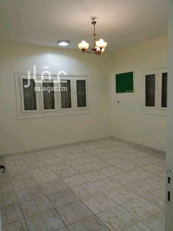 1349676 عداد كهرباء مستقل
مطبخ جاهز بالدواليب ومخزن
دفعتين سنويا لا نقبل الشهري نامل عدم الاحراج