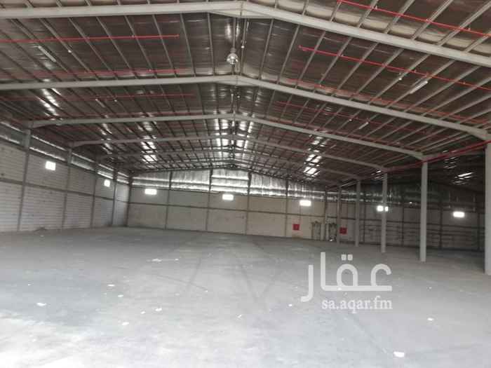 1695283 مستودعات مساحات مختلفة باسعار منافسة علي شوارع 30الاسعار للتفاوض ولدينا مساحات من 700 واكثر