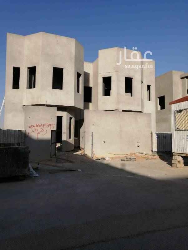 1698029 فله دبلكس متصله بناء شخصي جدا معزوله عن الفله الثانيه جدار ٤٠ سم مفصول شغل شخصي عوازل ضمانات للبيع فله واحده فقط. الشارع هادي والجيران راقين.. والحار هاديه