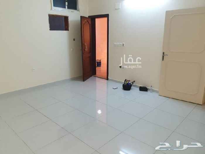 1747635 مدخلين للشقة
متوفر به جميع الخدمات
في منطقه مرتفعه
دور مستقل
حارس للعماره