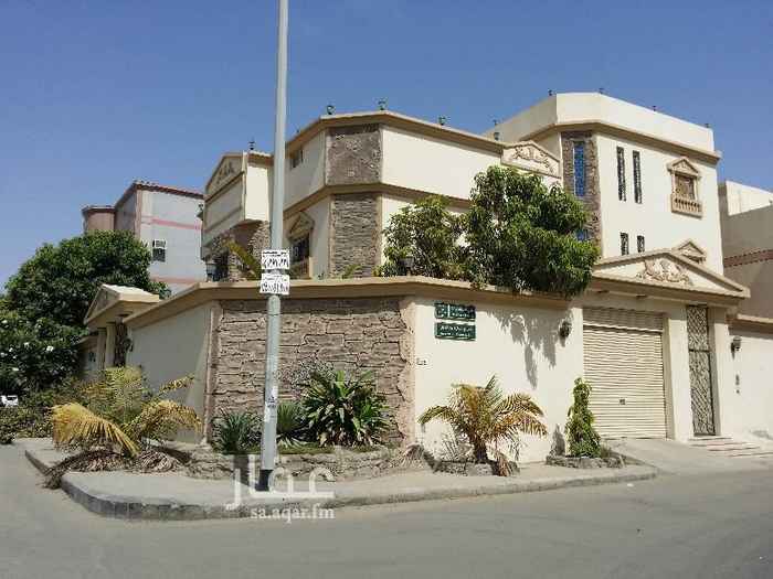 1554961 فيلا فاخرة ومميزة للبيع - تصميم مميز موقع مميز (من المالك مباشرة بدون وسيط)
- الفيلا ركنية واجهتين شمالي وغربي (شارع شمالي عرض 25 متر وبرحة كبيرة - شارع غربي عرض 15 متر)
- دورين وملحق (ممكن فصل كل دور ليكون شقة مستقلة بعداد كهرباء مستقل ويكون حوش مستقل لكل من الدور الأرضي والدور الأول)
- مسجد جامع على بعد خطوات
- الممشى على بعد خطوات
- الفيلا في بداية مدخل حي السامر3 شرق وسط جدة، قريبة من المحلات التجارية والسوبرماركات والمخابز والمطاعم والخدمات وقريبة من المدارس جميع المراحل (سيرا على الأقدام).