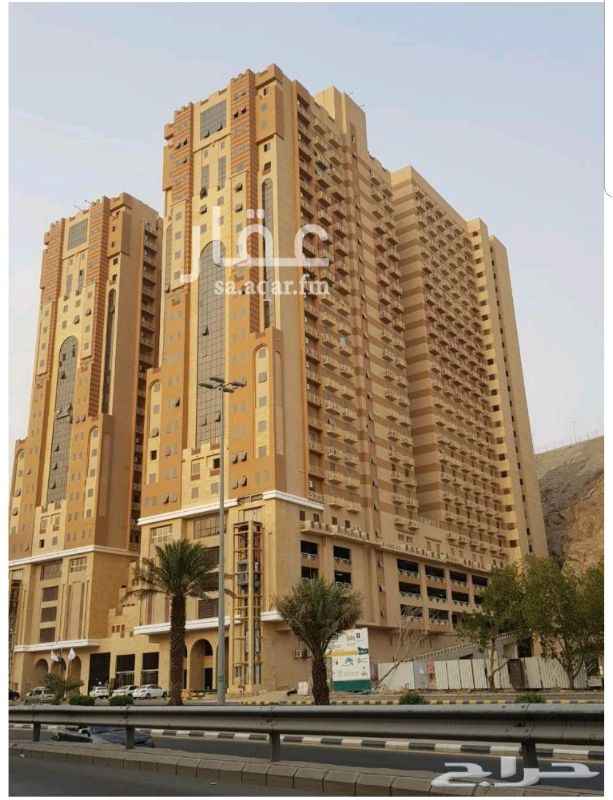 1280584 وحدة فندقية مؤثثة تاثيث فندقي .. قريبة من الحرم تصلح للاستثمار . والسعر قابل للتفاوض للجادين