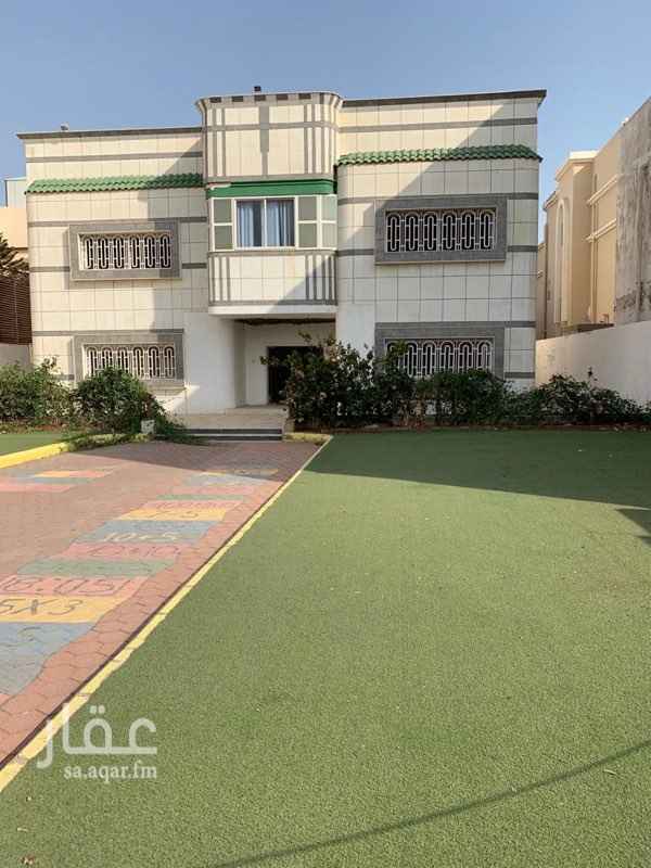 1672377 على شارعين امامي تجاري ٢٠ متر وخلفي سكني ١٠ امتار
مشروع تجاري مثل نادي رياضي، مدرسة، مطعم، شركة.
يوجد درجين واحد رئيسي والثاني طوارئ
موقع مميز يربط مباشرة بطريق المدينة وشارع الامير سلطان.