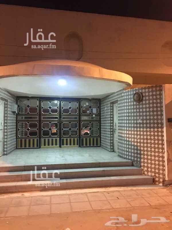 1696130 أرض للبيع أو عمارة دور واحد
العنوان : شارع أنس بن أوس, حي الربوة, جدة
2,200,000 ريال سعودي
مباشرة من المالك
قابل للتفاوض
عرض الشارع 12 متر
سكني
على شارعين: جنوبي غربي
المساحة 700 متر مربع
عمارة دور واحد، تصلح لإنشاء عمارة 7 أدوار، على شارعين، جنوبي غربي، عرض الشارع 12 م، قريبة من شارع يحيى المعلمي بحي الربوة 6، ظهيرة شارع تجاري.
* المساحة:700 م2
* الواجهة:جنوبية غربية