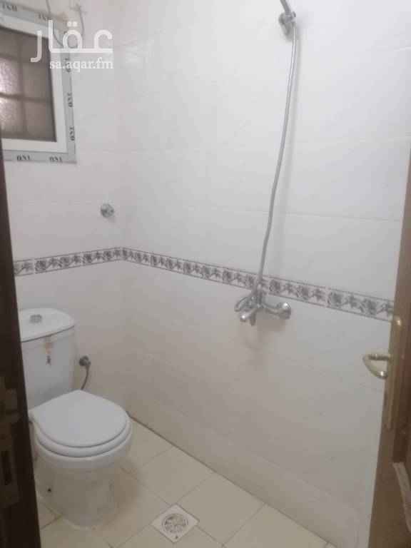 1669079 شقه نظيفه جدا موقع ممتاز مدخل خاص جميع الخدمات متوفره غرفه وصاله ومطبخ وحمام ايجار شهري شامل الكهرباء والماء