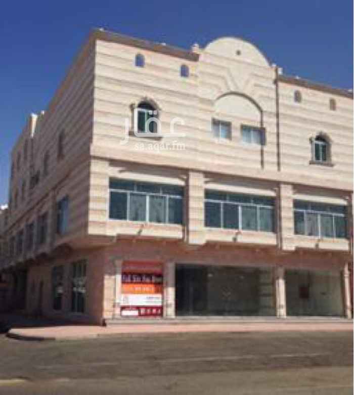 1617475 بسم الله الرحمن الرحيم
مبنى سكني تجاري للإيجار
الموقع
المدينه المنوره
يطل على طريق الملك عبدالله
قرب دوار الملك عبد العزيز
أ- شقق نظام سويتات
ب- معرض دورين مساحته اكبر من 1000م٢
ج- بدروم للسيارات إضافة مواقف خارجيه
مواصفات المبنى
1- يطل على شارعين شمالي وغربي ويكسوه رخام وحجر
2- مذود ب11 عداد كهرباء
3- مذود بأجهزة الإنزار والإطفاء
4- يوجد مصعدين بحاله ممتازه
5 - جميع الغرف مكيفه
6- شاشات تلفزيونيه للغرف وللمراقبه الخارجيه والداخليه
