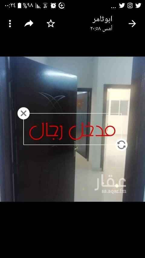 1666658 شقة اربع غرف جديدة موقع مميز بالقلت