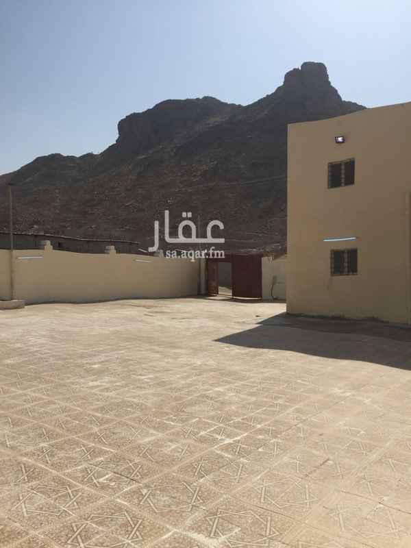 1675372 بيت مكه
٥غرف مطبخ ٣حمامات المساحه ٥٠٠ المباني١٢٠متر السوم ٧٥٠