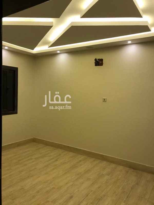 1570607 بسم الله
شقة أرضية بمدخلين مستقله / التحلية واصله والكهرب مستقل
مجدده والتشطيب ممتاز وقريب من الخدمات .
مؤسسه تكيف اسبلت كامله
* صاحب العقار يرغب بها أسرة صغيرة *