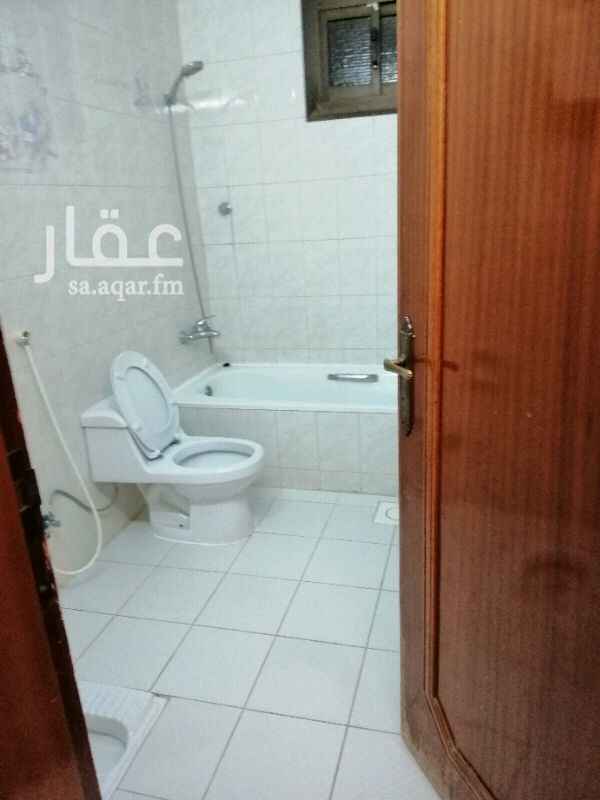 1265842 دور مستقل قريب من المسجد