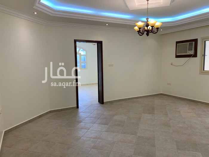 1696998 شقة ديلوكس بالدور الثاني مساحتها تقريبا ٢٣٠ متر مربع.ثلاث غرف نوم واحده منهم مستر.صاله ومجلس ومقلط ومطبخ واربع حمامات.
غرفة شغاله وغرفة غسيل.موقف خاص للشقة.
امكانية تاجير غرفة سائق
للمرة الاولى يتم تأجيرها بعد المستاجر الاول.
كل المكيفات مركبه وبحاله جيده.
يوجد غاز مركزي مجاني ممدد لكل شقة بجوده عاليه.