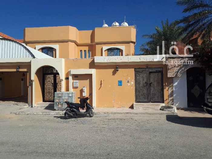 1288246 مجلس ومقلط وصاله و٣ غرف نوم
دور اول مع ملحق للشغالة والسطح