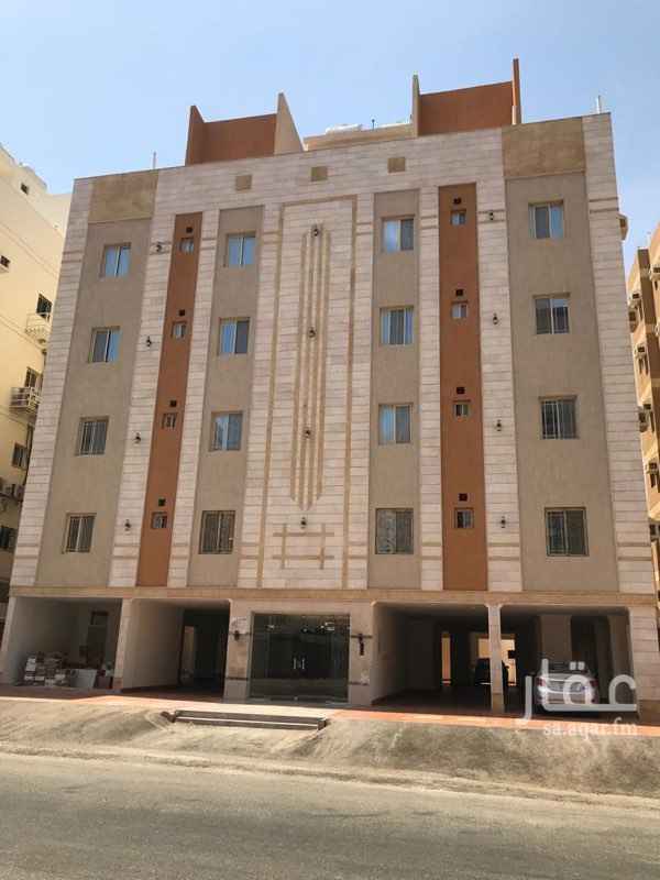 1752738 اربع غرف جديدة اول ساكن
مدخلين ومطبخ وغرفة شغاله واربع دورات مياه وغرفة نوم ماستر
عداد كهرباء مستقل
خزان مستقل
موقف خاص
الماء شبكه
قريبه من الخدمات وشارع فلسطين والتحليه
الايجار اربع دفعات