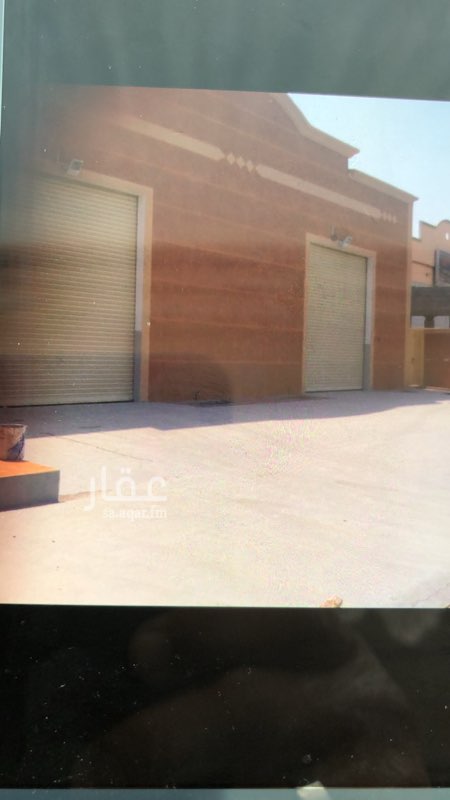 1378456 للأيجار او البيع
الفتحه ب ١٢٠٠٠٠ الف ريال سنوياً
البيع ب ٣.٢ مليون ريال