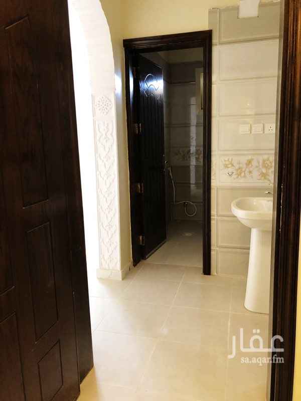 1675318 شقة جديدة تشطيب ديلوكس حي رحاب غرب الحوية عبارة عن :-
خمس عرف وصالة وثلاث دورات مياة ومطبخ وغرفة غسيل ومخزن ،مدخلين
خزان ماء كبير مستقل يتسع لتريللا
عداد كهرب مستقل
عوازل حرارية (جدران،نوافذ،اسقف)
تشطيب كهرباء (لد) اقتصادية