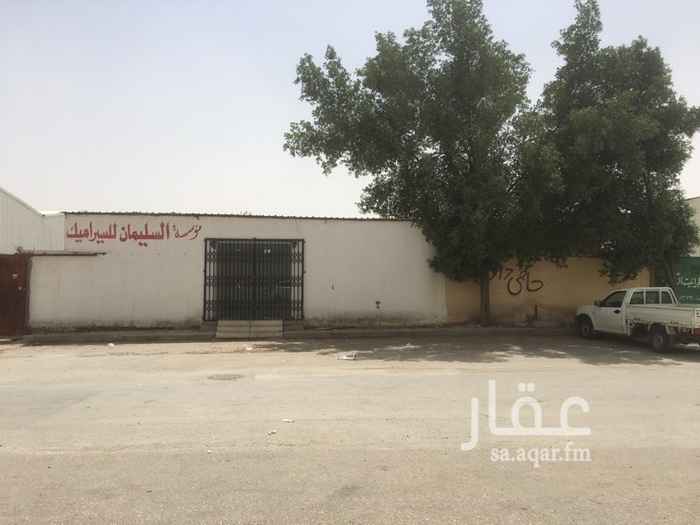 930793 لرياض بحي المصفاة / العزيزيه خلف طريق الخرج العام بالقرب من مسجد وتعتبر مخازن ومستودعات ومصانع للرخام والسيراميك والارض كانت قائمه عليها مصنع رخام لفترة تزيد عن الخمس سنوات
المساحه ٢٥٠٠ متر
والمطلوب ٤٠٠ ألف سنويا دفعتين ولفترة ١٠ سنوات ب ٣٠٠ سنويا
ممكن تأجير كامل القطعه ٥٠متر x ٥٠ متر أو جزاء منها
وممكن أيضا استثمارها وبنائها هناجر مع تزويد الخرائط
وممكن عرض السوم على الخاص
مباشر مع وكيل الورثه
صالح حسن