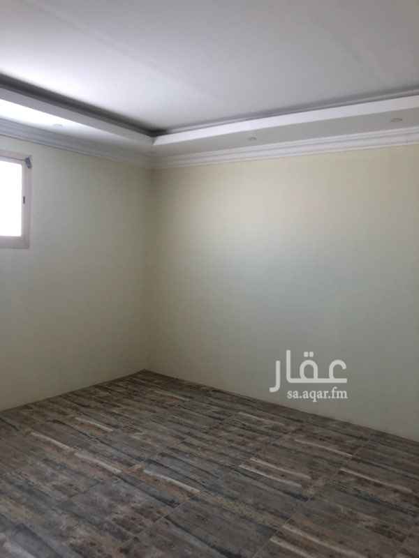 1684842 شقة كبيرة للايجار
صالة ٨x٥
ثلاث غرف نوم ومجلس مع حمام مستقل
بوية جديدة
سباكة جديدة
جبس في الاسقف واضائة جديدة