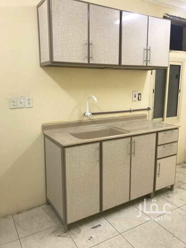 1581455 غرفة + دورة مياه
مطبخ مشترك