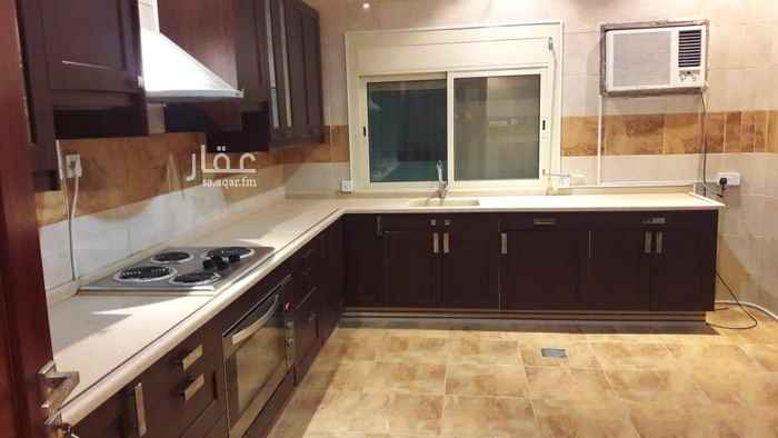 1595897 دور للأيجار في الجغري ٥ غرفه وصاله ومطبخ راكب التكيف راكب مدخل خاص وثلاثه حمام