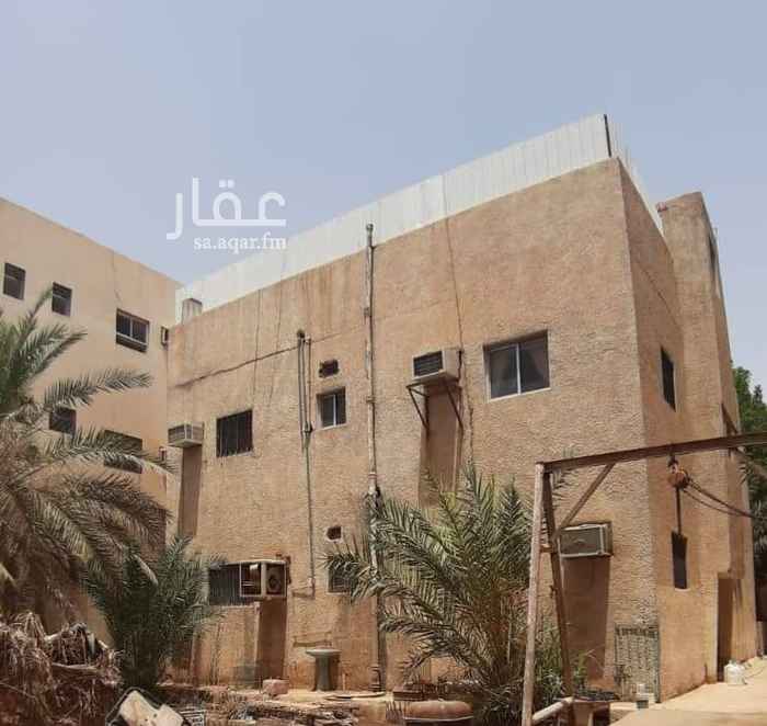 1685181 فيلا من دورين منفصلين بناء ٣٠٠ م وارض مساخة ٧٤٠ م