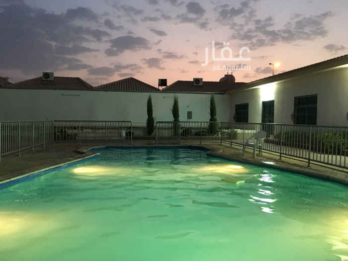 1648515 استراحة جنة الجبيلة
* تحوي على قسمين رجال ونساء واسعين وفيهما صالات ومجالس كبيرة مكيفة بمكيفات حديثة وبكل قسم مسبح ومطبخ خاص به.
* تحوي على ملعب بثيل طبيعي مزروع بشكل متواسي ولا يحوي على حفر.
قسم الرجال يحوي على شاشة حديثة من توشيبا بقياس 65 انش 4k.
يبلغ سعر الاستراحة بالأيام الاعتيادية ب1500 ريال