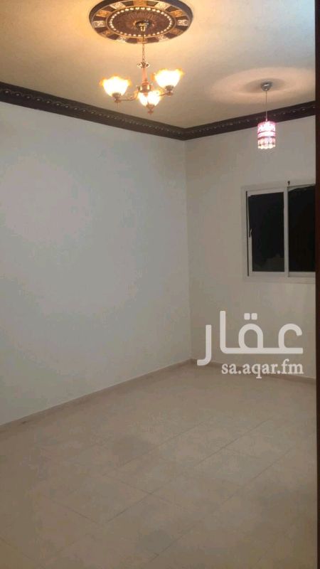 1207640 شقه عوائل شبه جديده 3 غرف وصاله ومطبخ
قريبه جدا من الخدمات
المدخل نساء ورجال
شقه مع السطح
الي يبي الموقع يرسل على وتساب
الفيلا حجر ابيض
الاجار 14 دفعتين
الاجار بالشهر 1400
عداد الكهرباء مستقل
* يتوفر مطبخ .
* عوائل فقط .
* 3 غرف .
* 1 صاله .
* 2 دورة مياه .