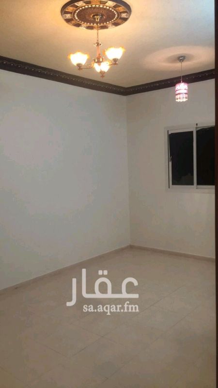 1207642 شقه عوائل شبه جديده 3 غرف وصاله ومطبخ
قريبه جدا من الخدمات
المدخل نساء ورجال
شقه الدور الاول في مقدمه الفيلا
الي يبي الموقع يرسل على وتساب
الفيلا حجر ابيض
الاجار 14 دفعتين
الاجار بالشهر 1400
عداد الكهرباء مشترك
* يتوفر مطبخ .
* عوائل فقط .
* 3 غرف .
* 1 صاله .
* 2 دورة مياه .