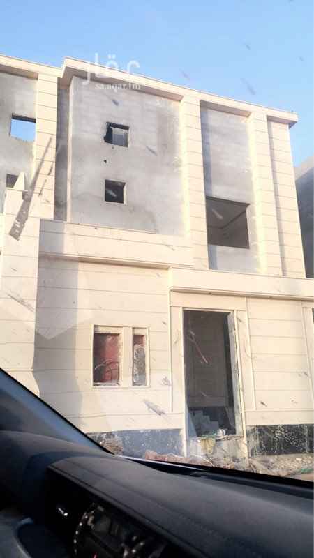 1647619 فله شارع 18واجهه غربيه